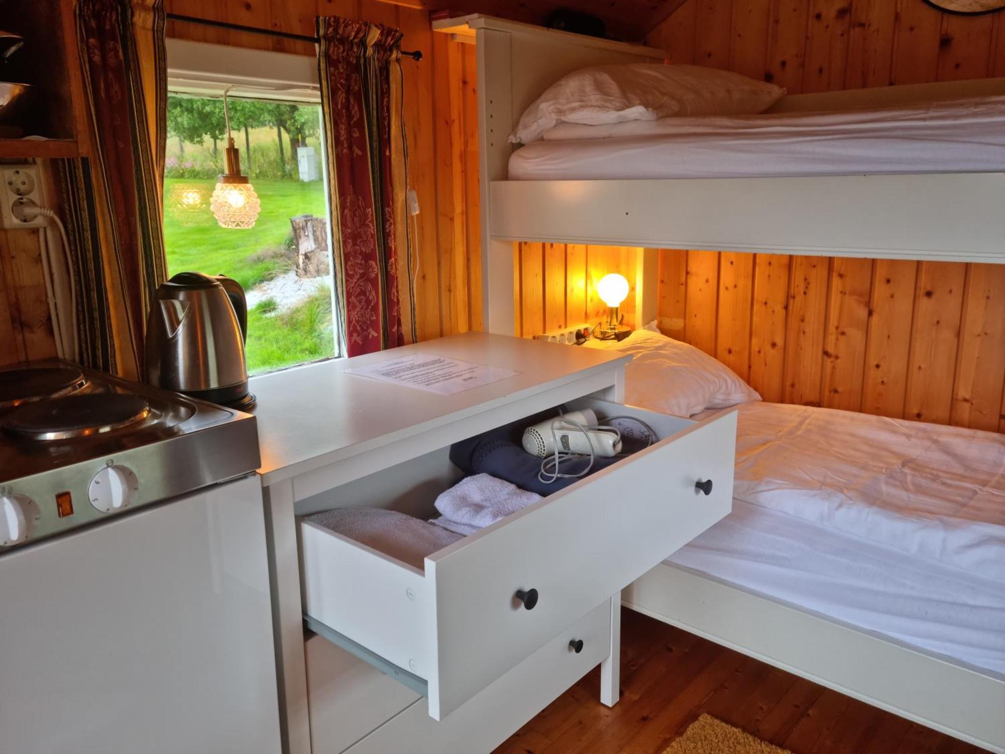 Rodseth Gardsovernatting Hytter Molde Room photo